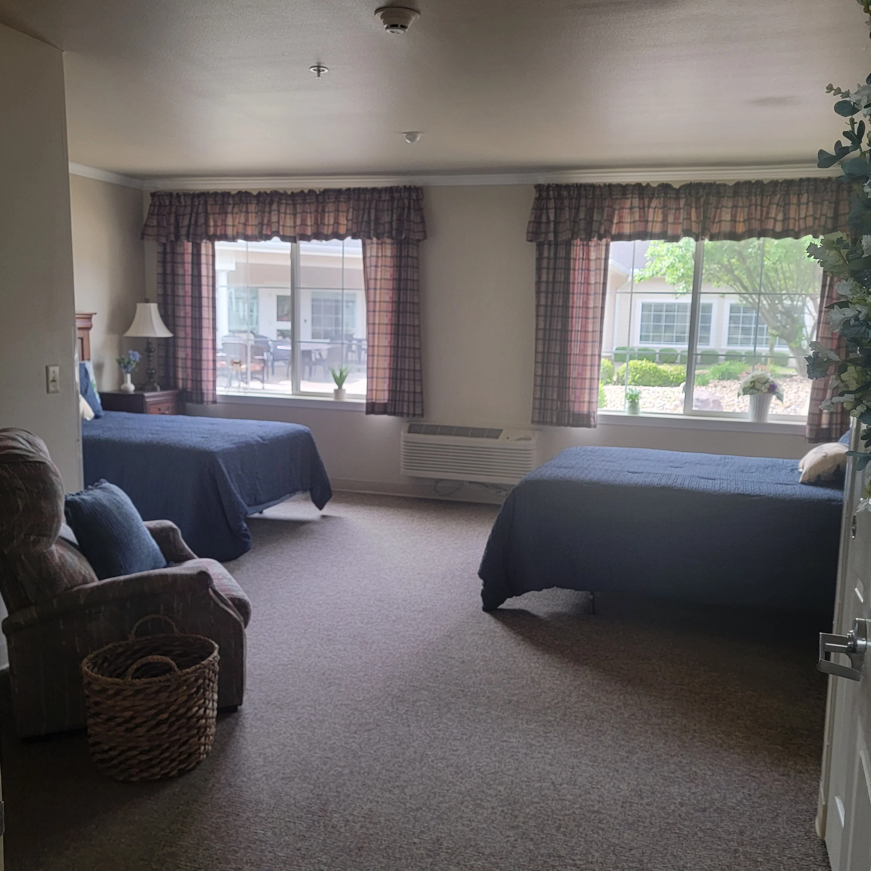 SUGAR CREEK ALZHEIMER'S SPECIAL CARE CENTER