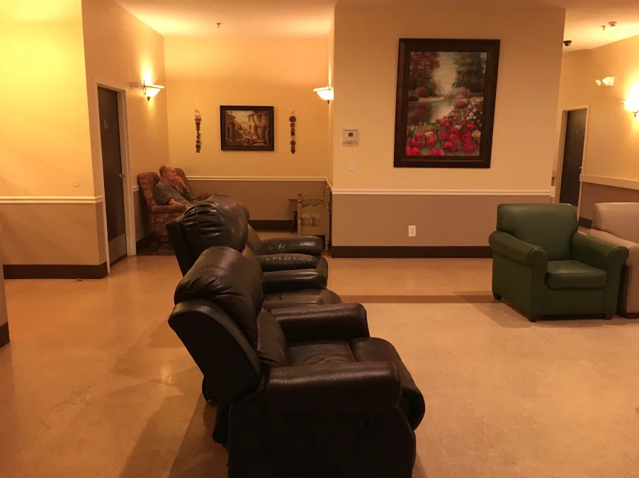 THE BROADMOOR ASSISTED LIVING COMMUNITY