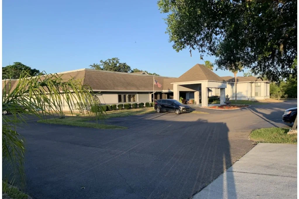 THE OAKVIEW