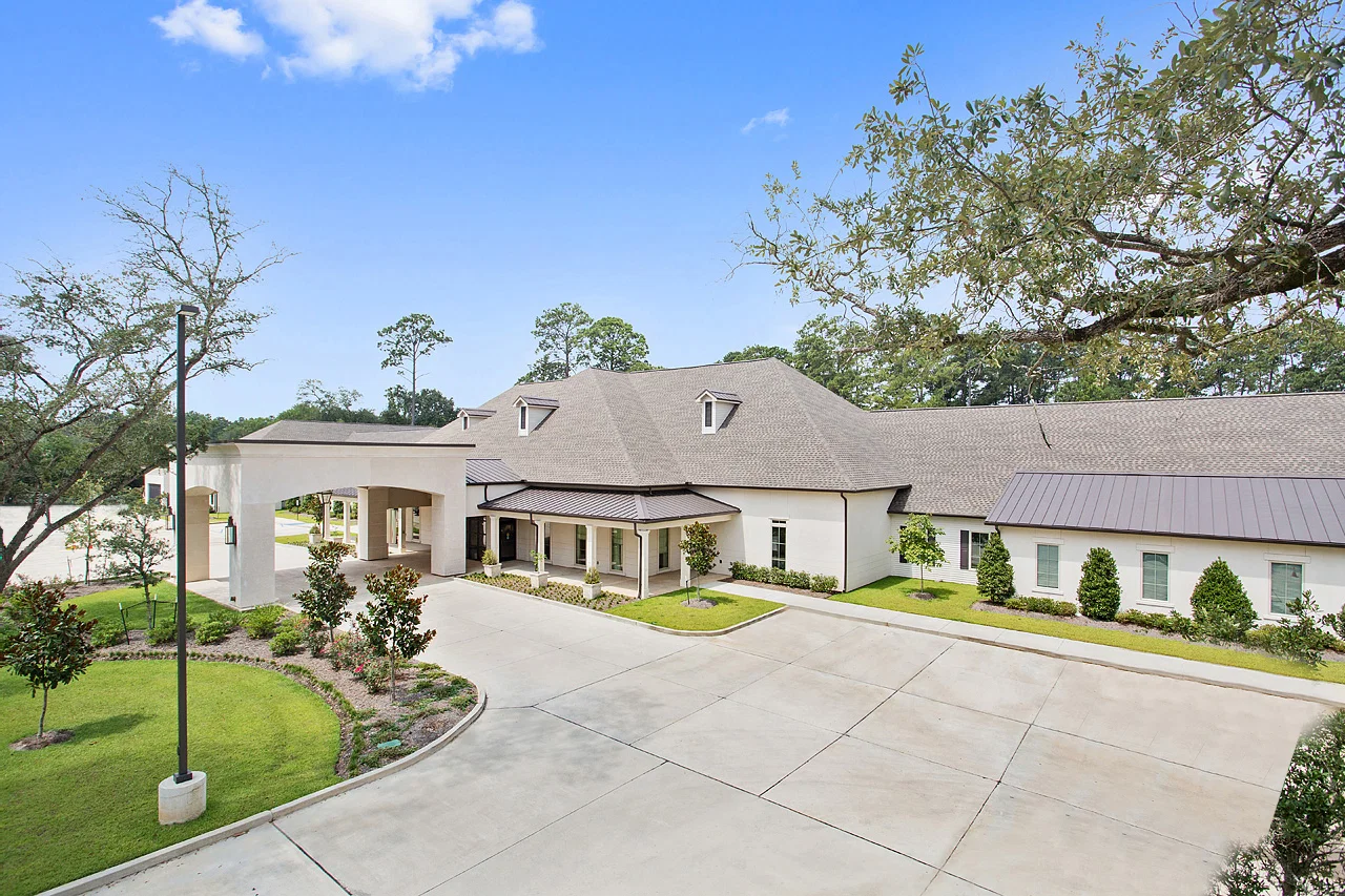 THE PERISTYLE AT BEAU WEST