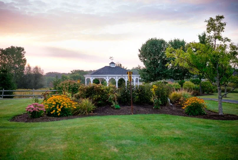 THE GLEN AT HILAND MEADOWS