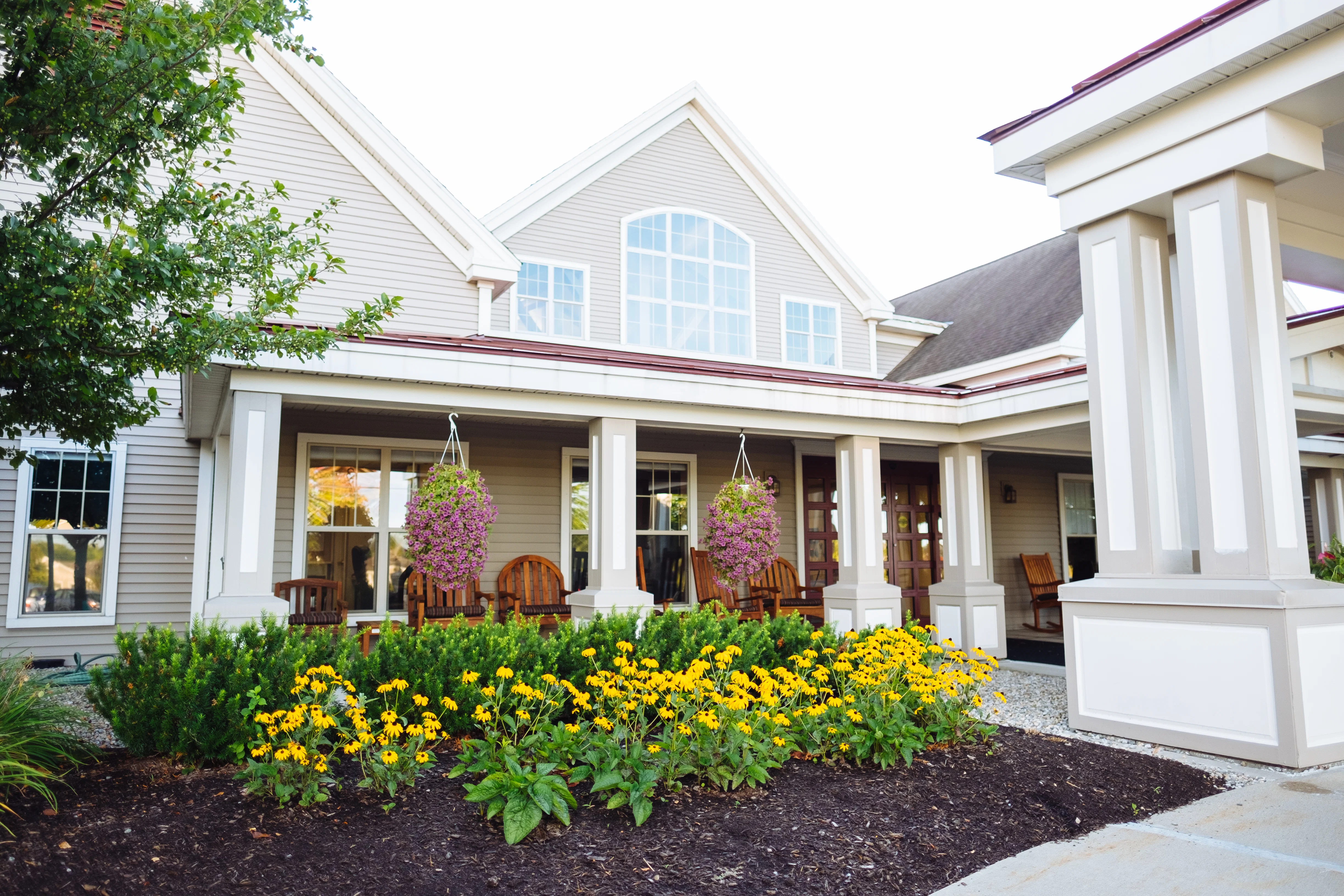 THE GLEN AT HILAND MEADOWS