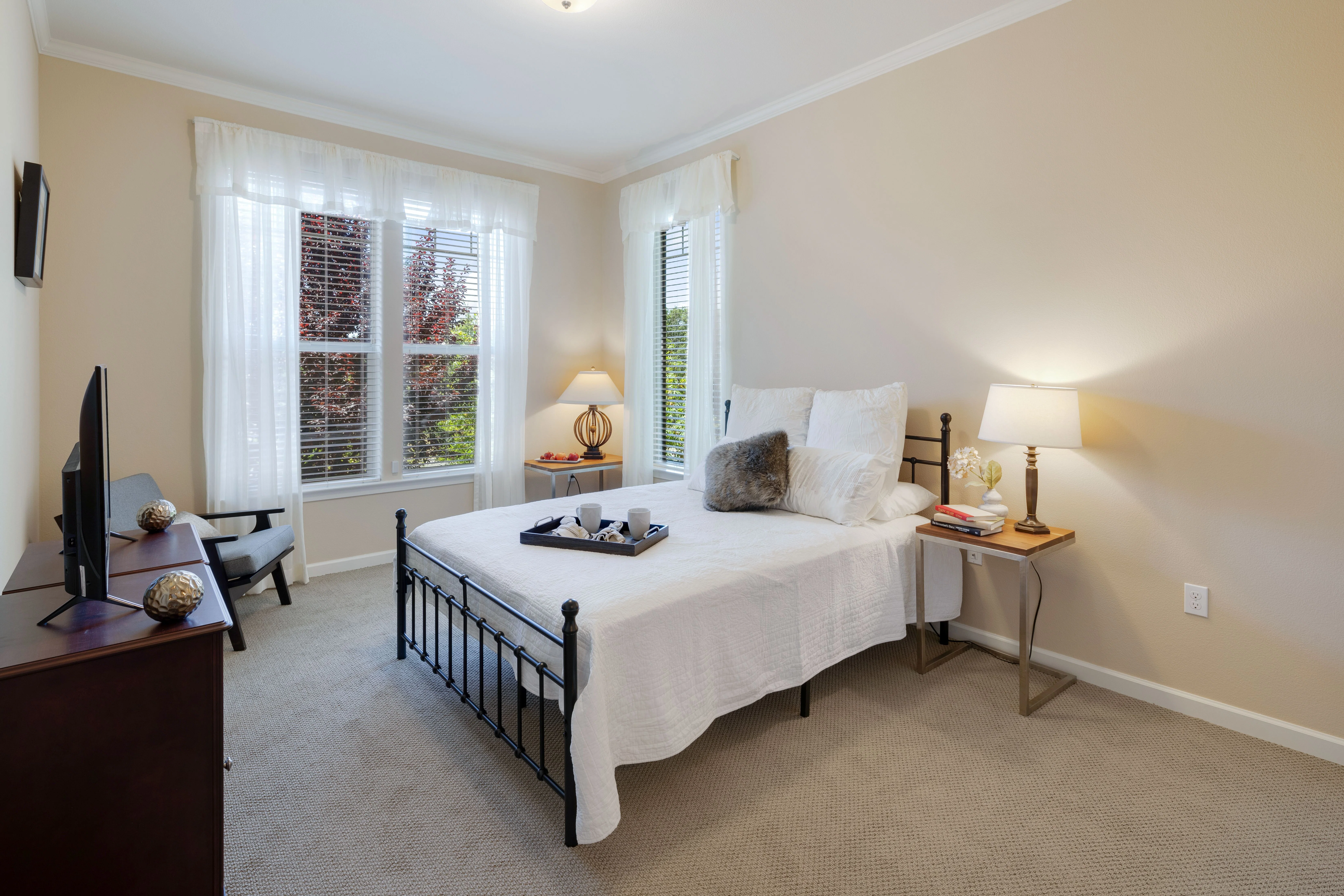 OAKMONT OF THE TERRACES
