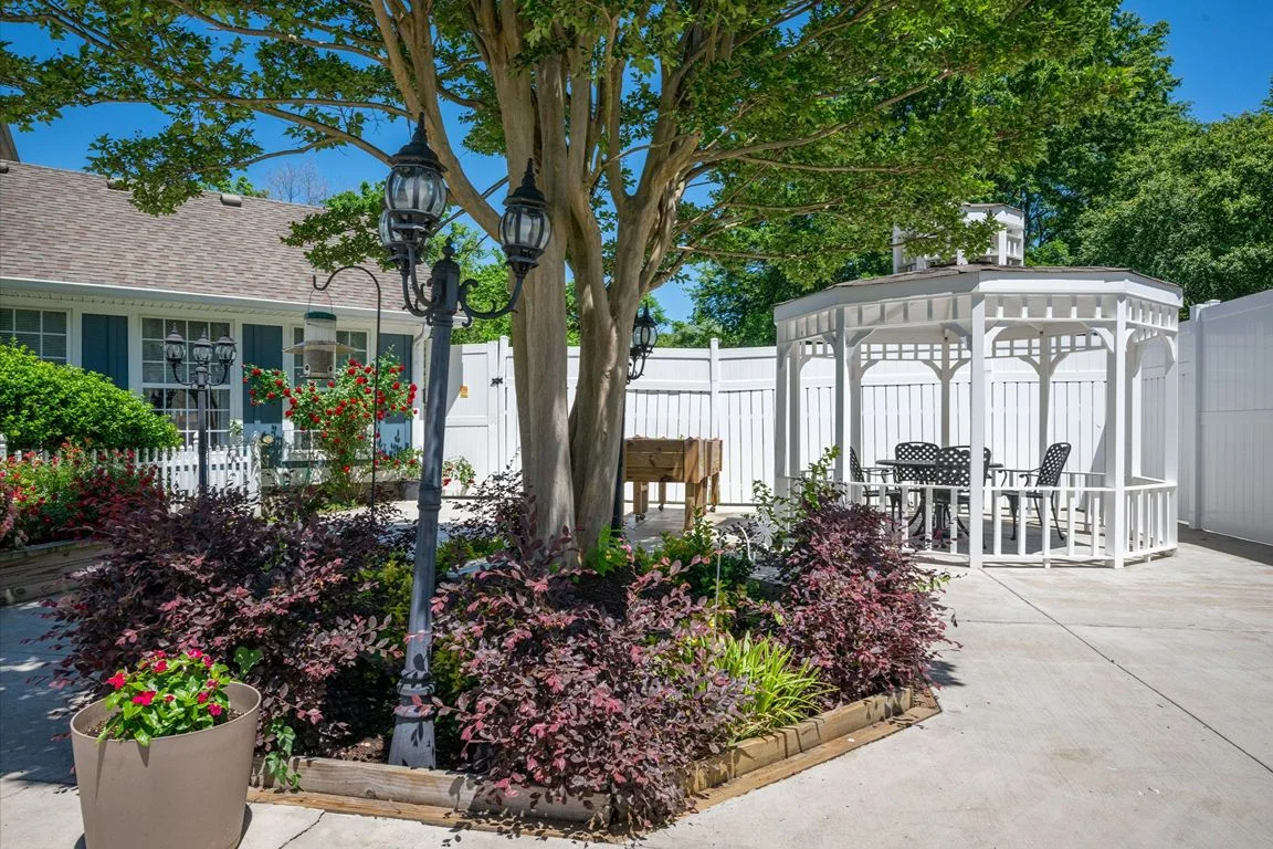 THE VILLAGE AT BELLEVUE