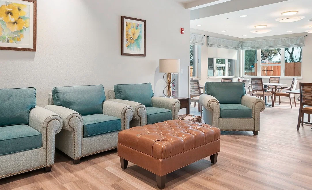 VINE RIDGE ASSISTED LIVING
