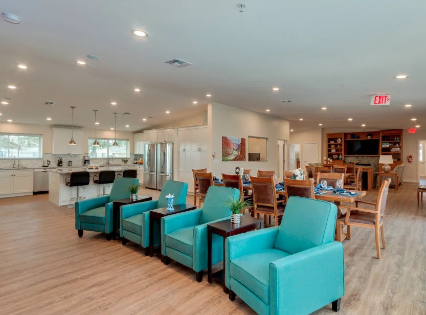 VISTA LIVING SENIOR CARE CAMELBACK