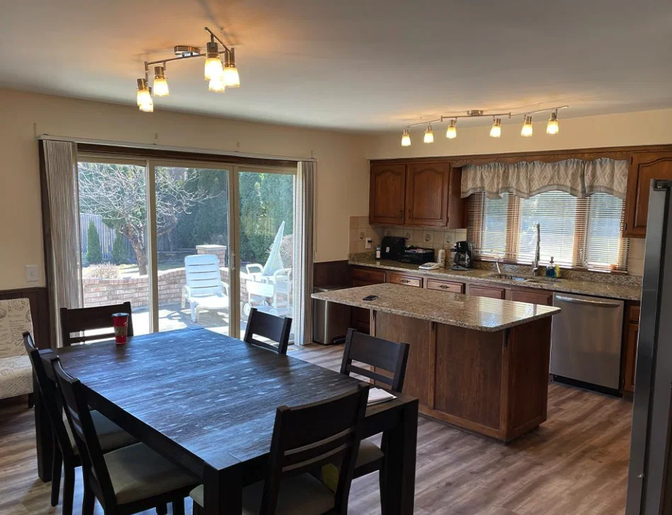WALNUT CREEK LIVING