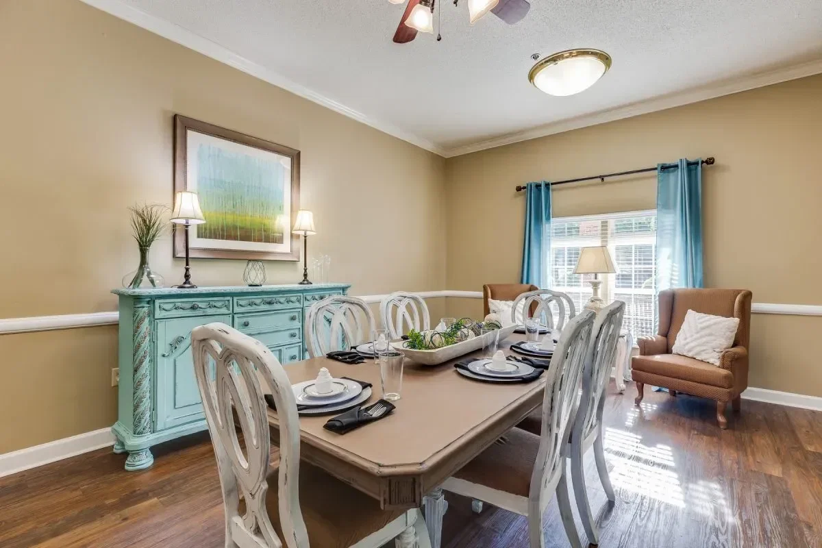 WALNUT RIDGE ASSISTED LIVING