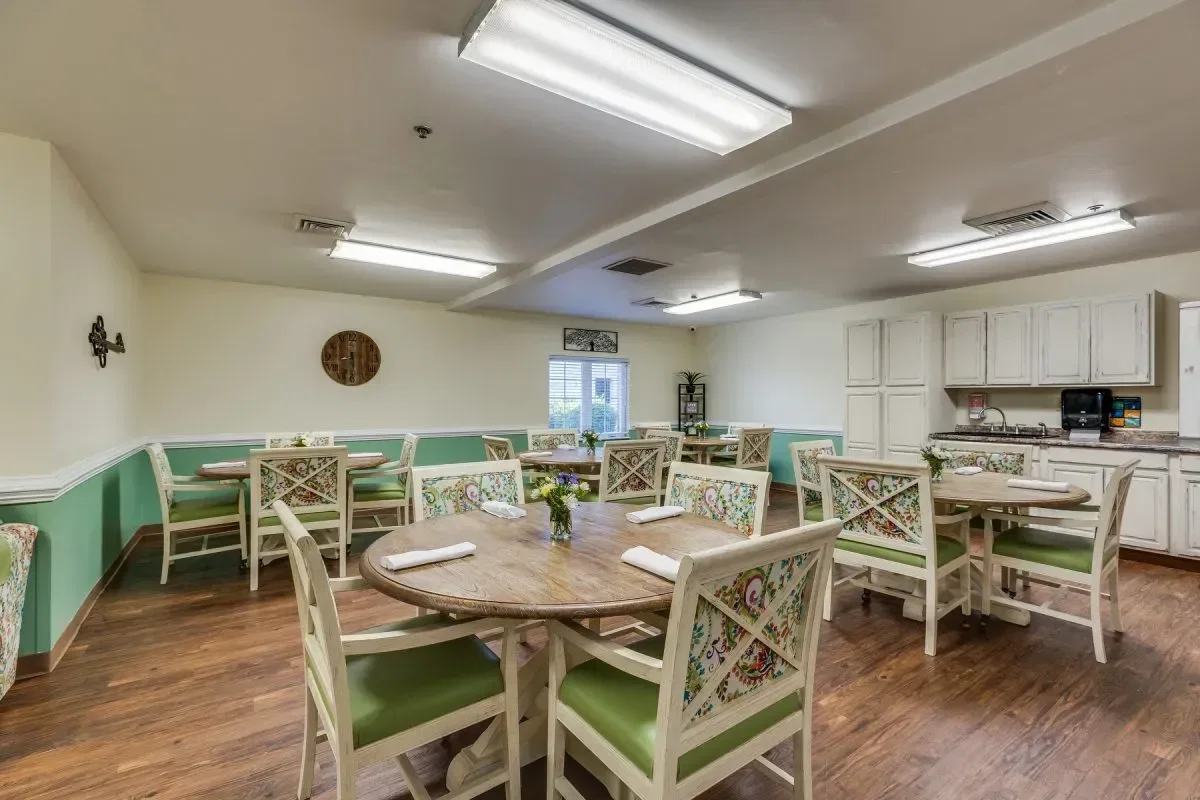 WALNUT RIDGE ASSISTED LIVING