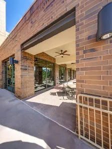 NORTH HILLS SENIOR LIVING