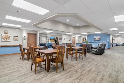 SUITE LIVING FOREST LAKE