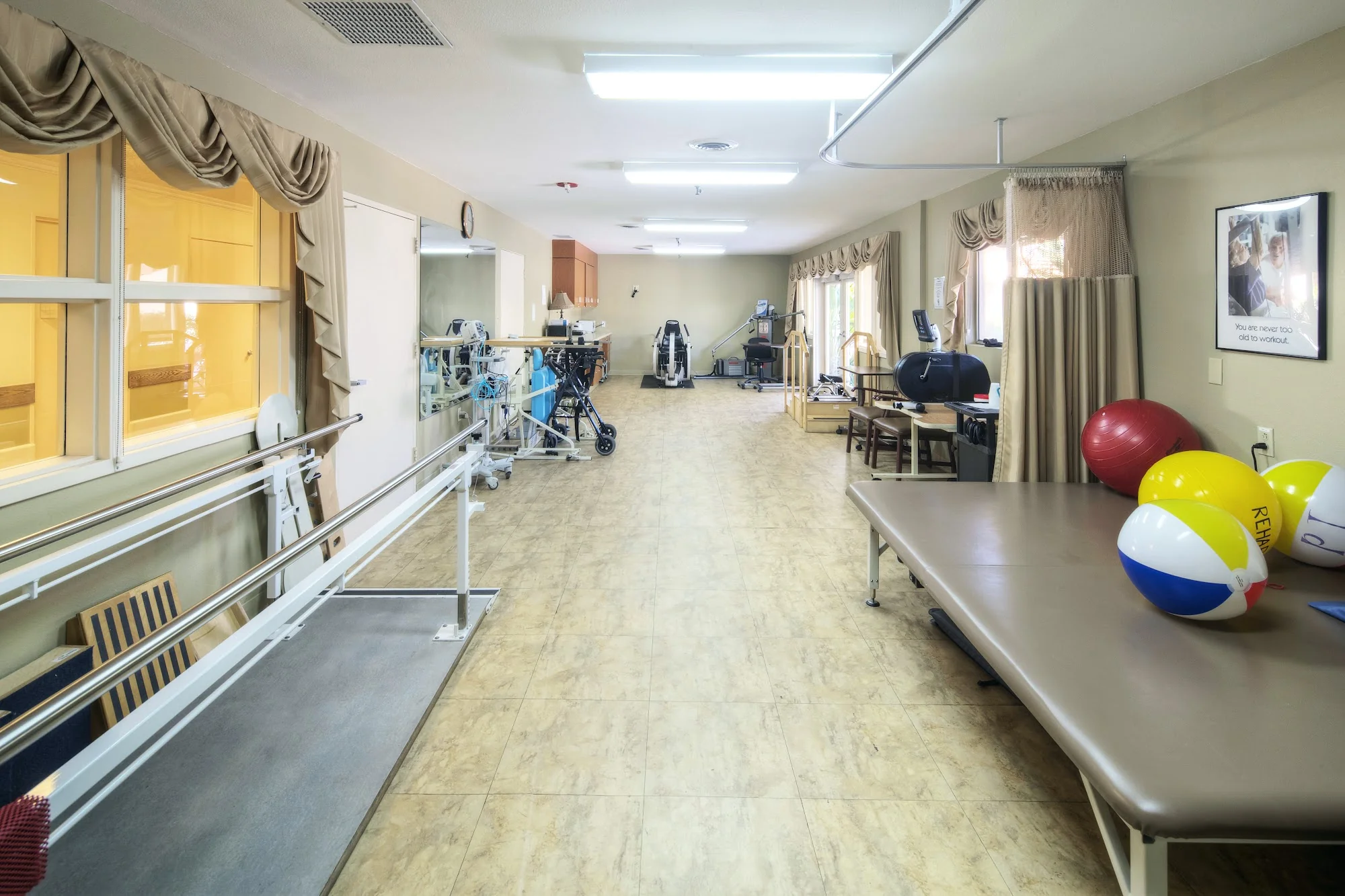 ADVANCED REHAB CENTER OF TUSTIN