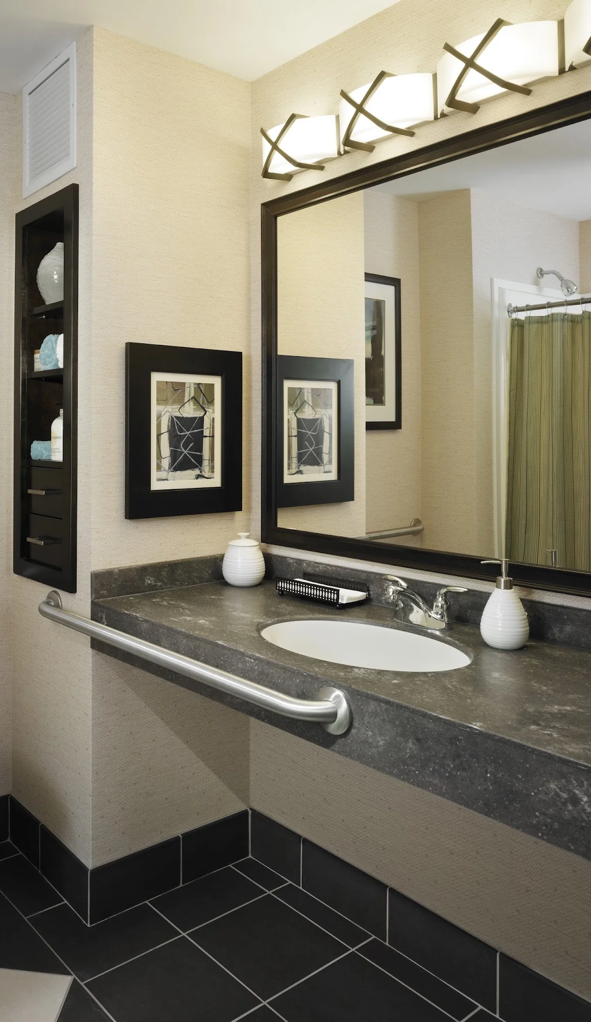 ALDEN ESTATES OF SHOREWOOD