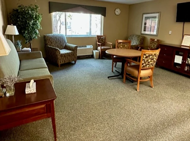ALLURE OF THE QUAD CITIES
