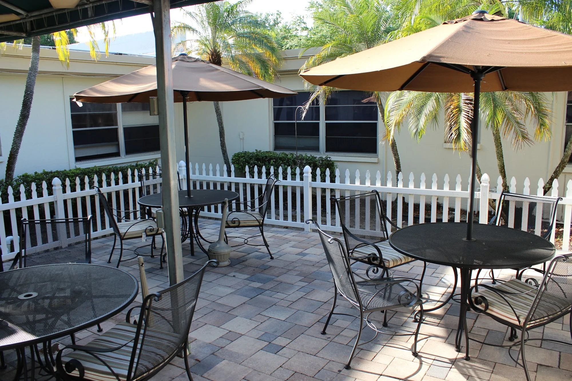 APOLLO HEALTHCARE & REHABILITATION CENTER