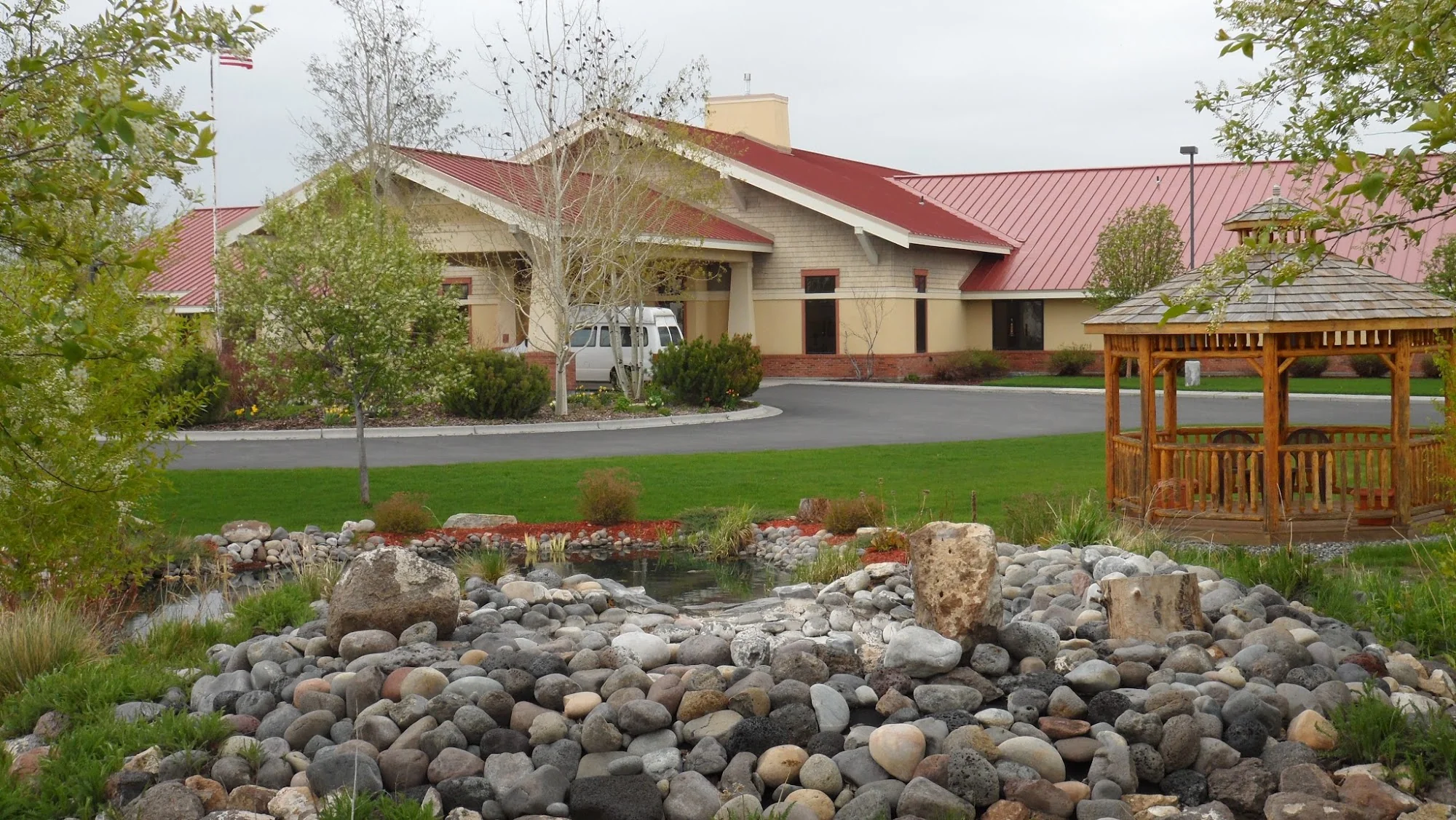 ASHTON MEMORIAL LIVING CENTER
