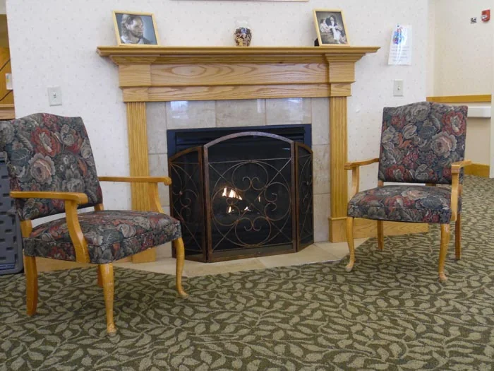 ASHTON MEMORIAL LIVING CENTER