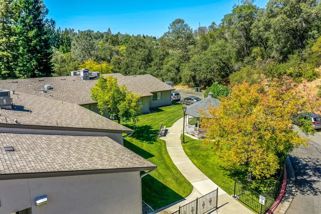 AUBURN RAVINE HEALTHCARE CENTER