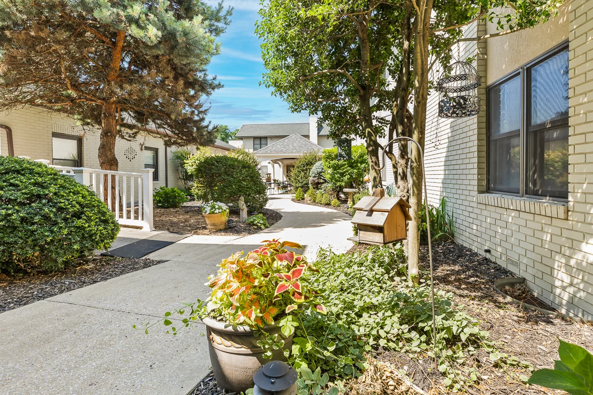 AUTUMN LAKE HEALTHCARE AT LONG VIEW