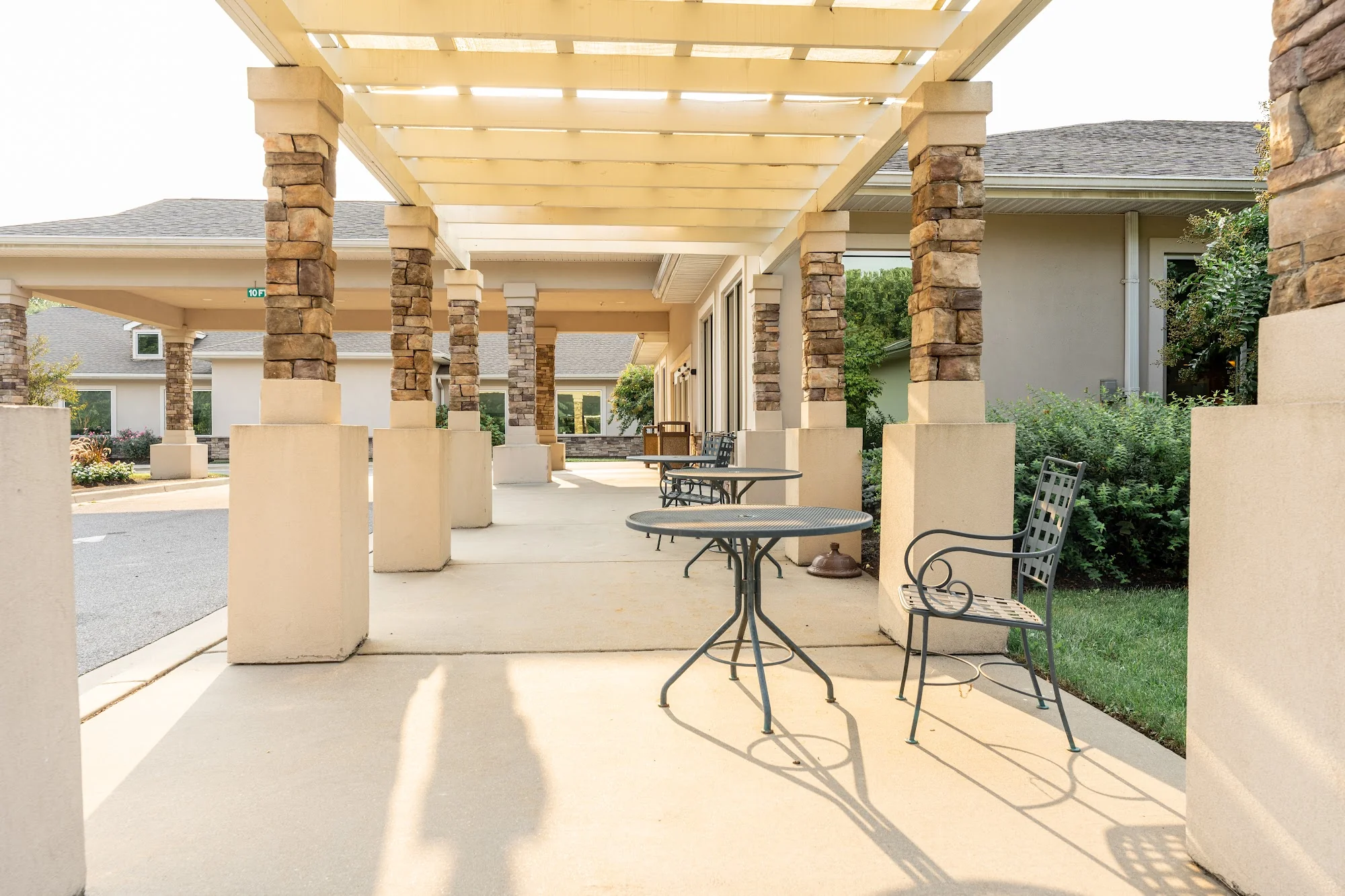 AUTUMN LAKE HEALTHCARE AT WAUGH CHAPEL