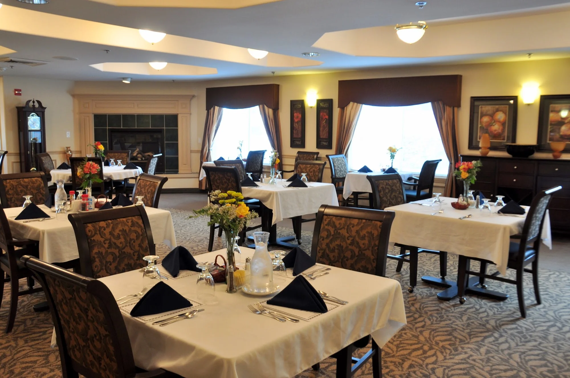 AVAMERE AT THREE FOUNTAINS
