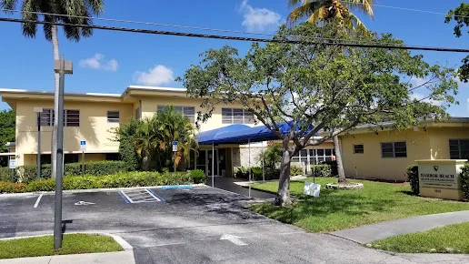 AVIATA AT THE SEA - HARBOR BEACH
