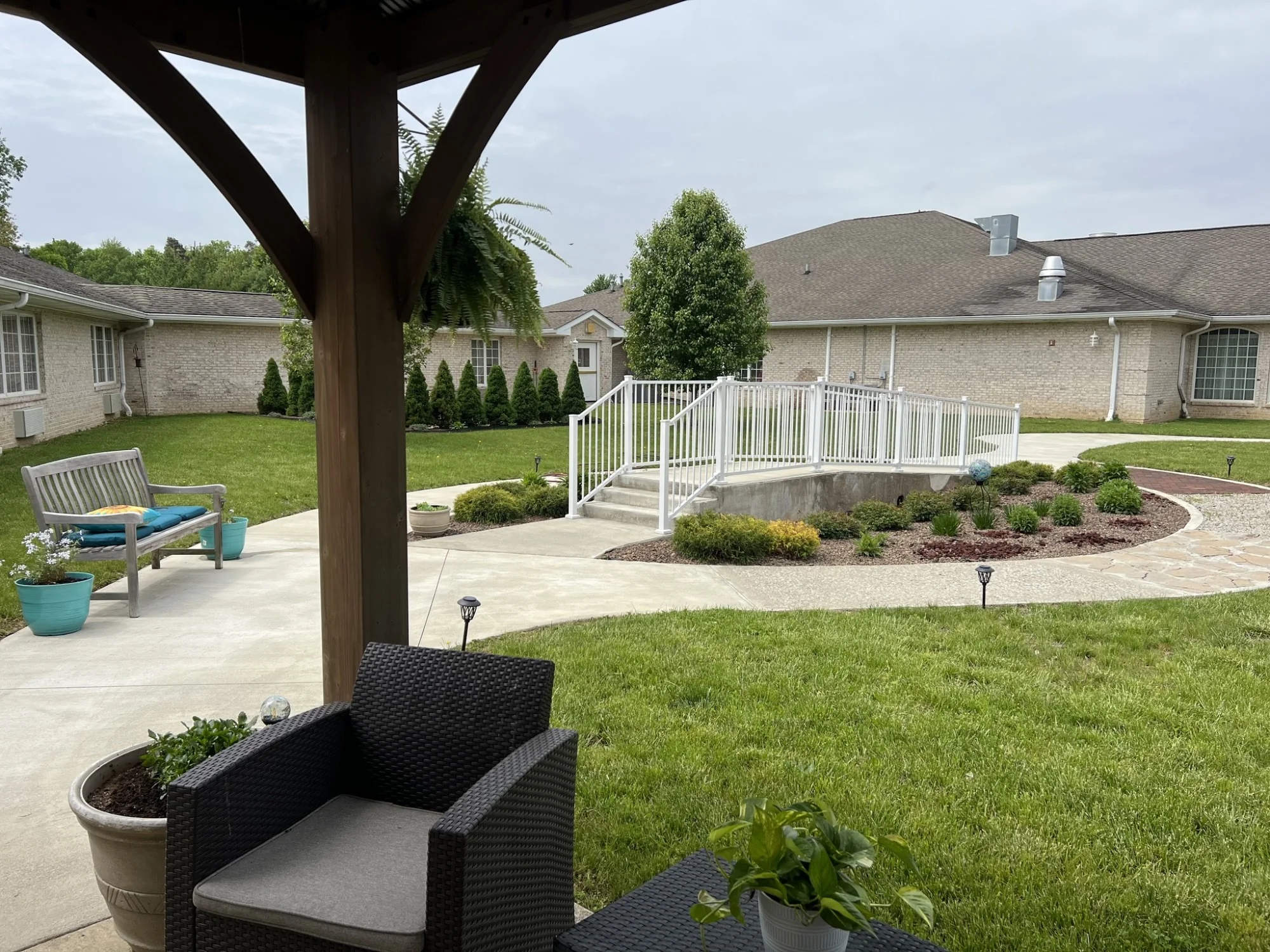 AVON HEALTH & REHABILITATION CENTER