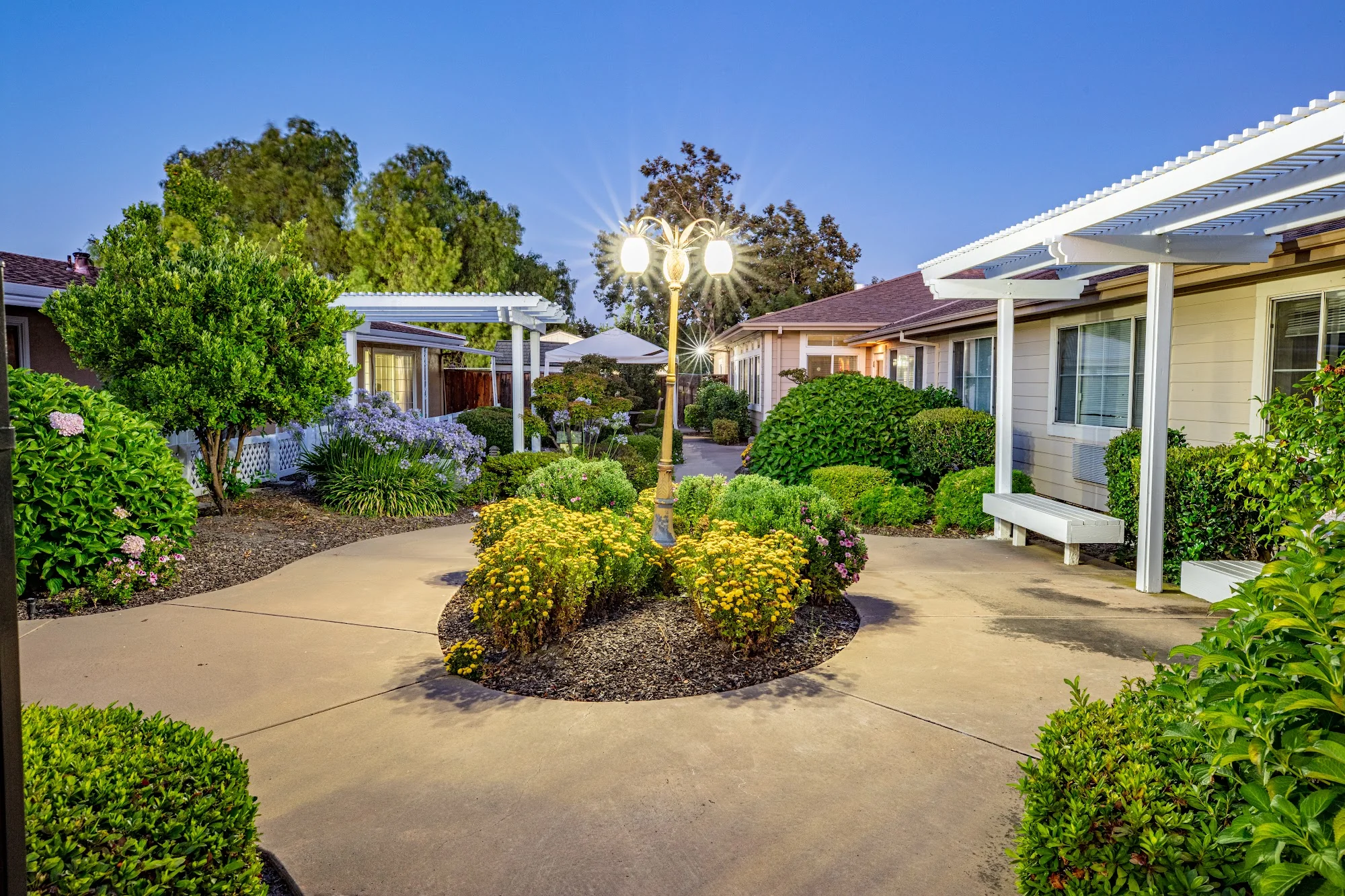 AVONDALE VILLA POST-ACUTE