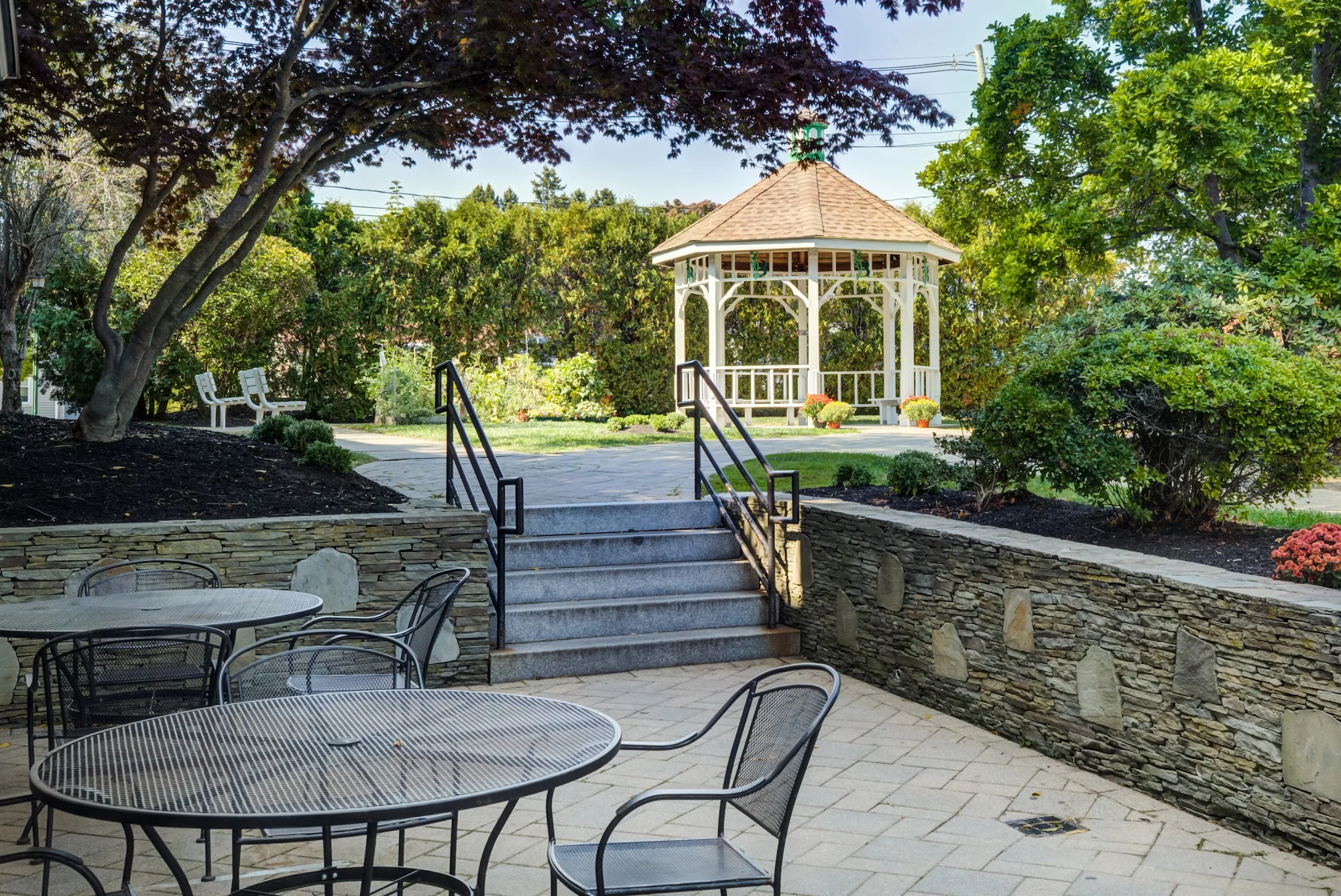 BRENTWOOD REHABILITATION AND HEALTHCARE CTR (THE)