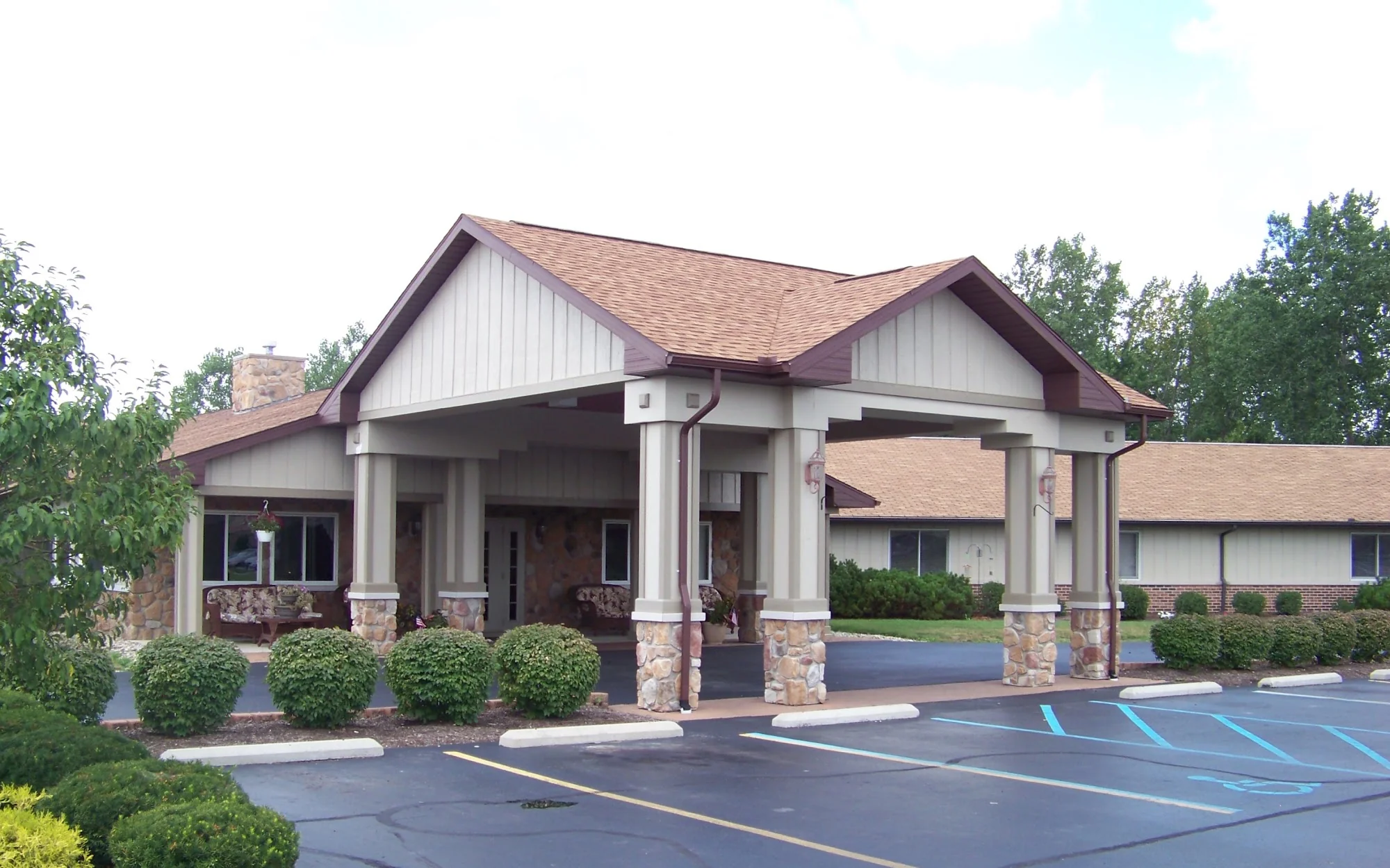 BRIAR HILL HEALTH CAMPUS