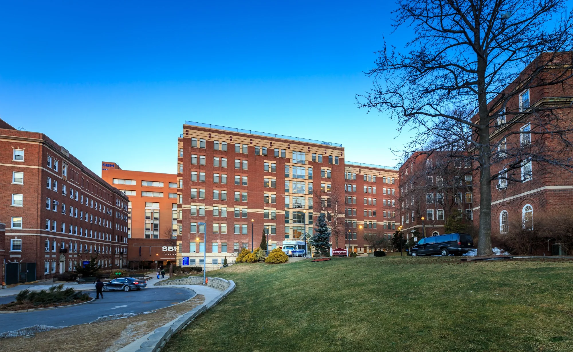 BRONX GARDENS REHABILITATION AND NURSING CENTER