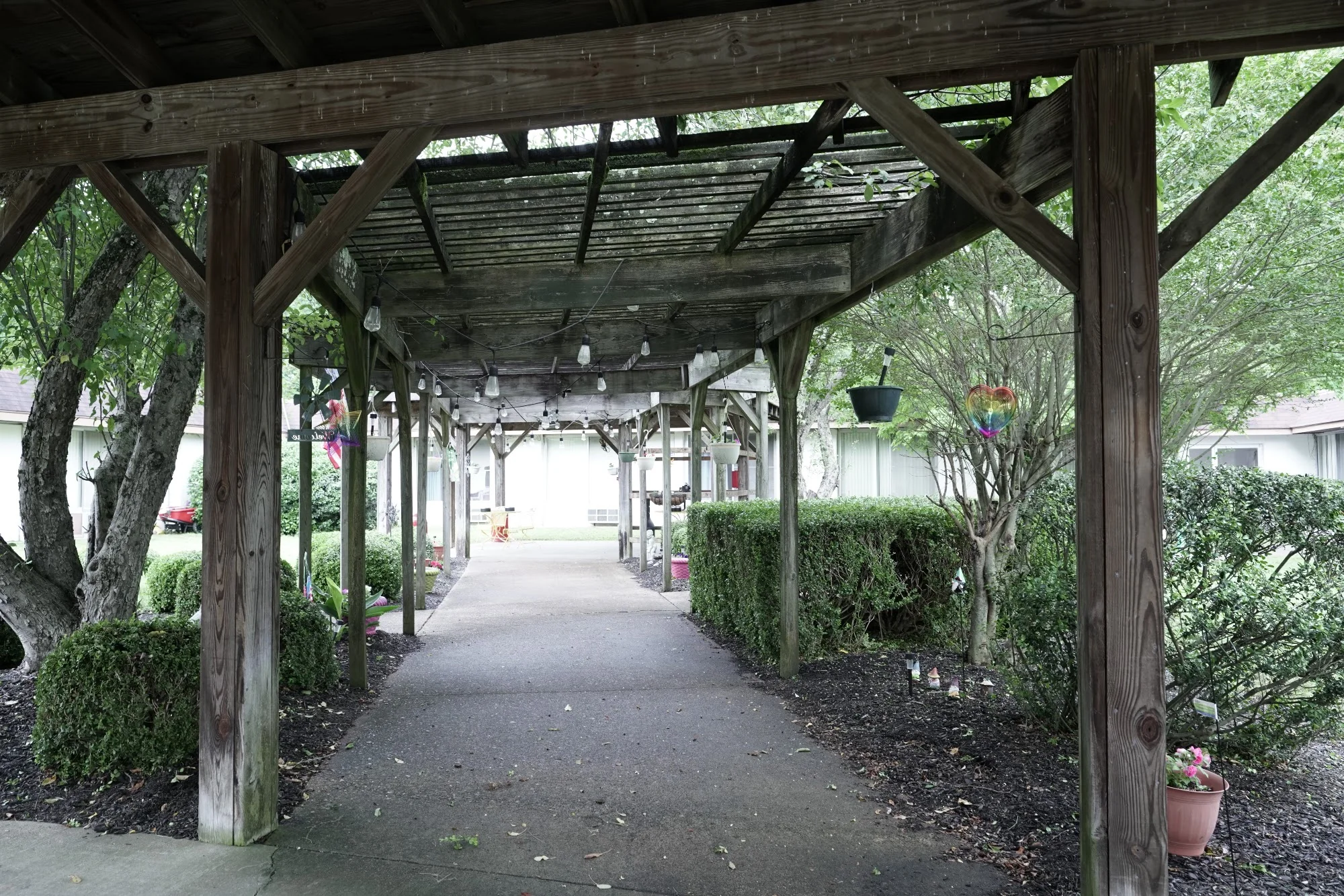 CAMDEN HEALTHCARE & REHAB CENTER