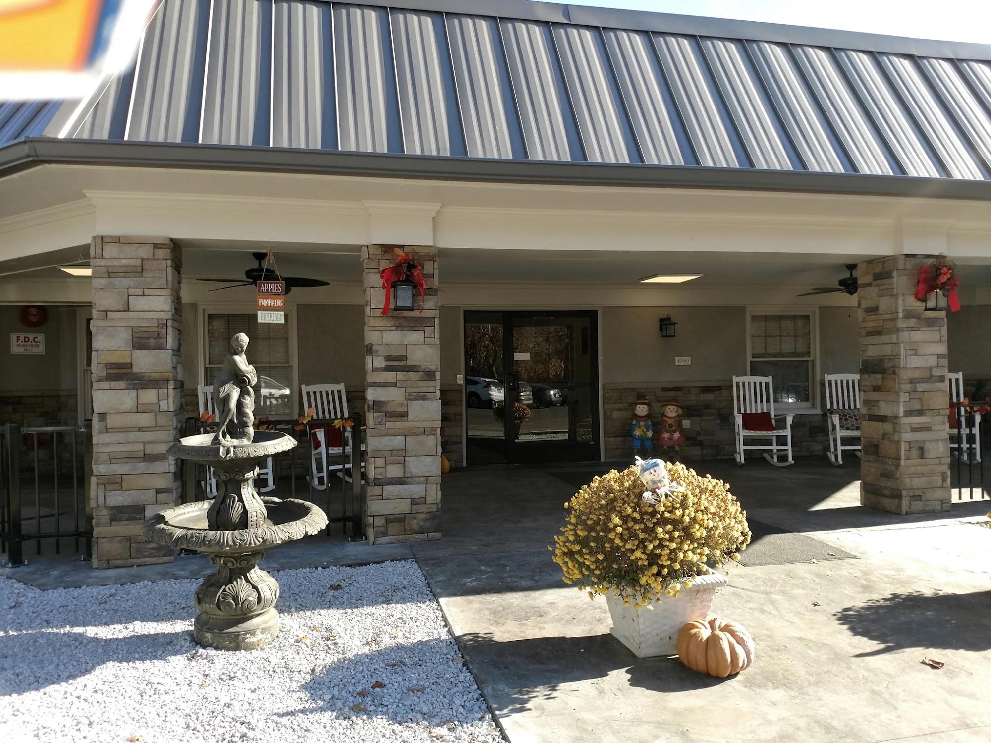 CAMDEN HEALTHCARE & REHAB CENTER