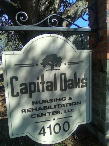 CAPITAL OAKS NURSING & REHABILITATION CENTER LLC
