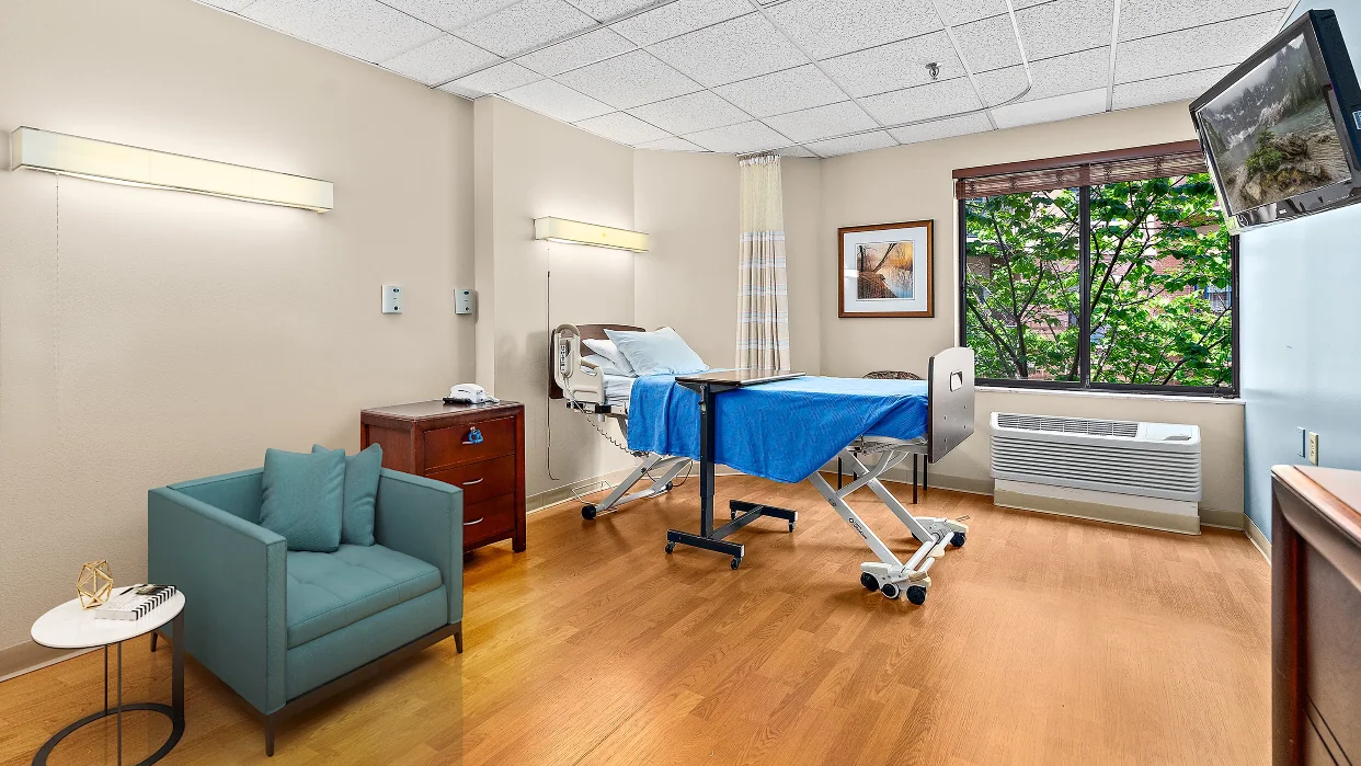 CAPITOL LAKES HEALTH CENTER