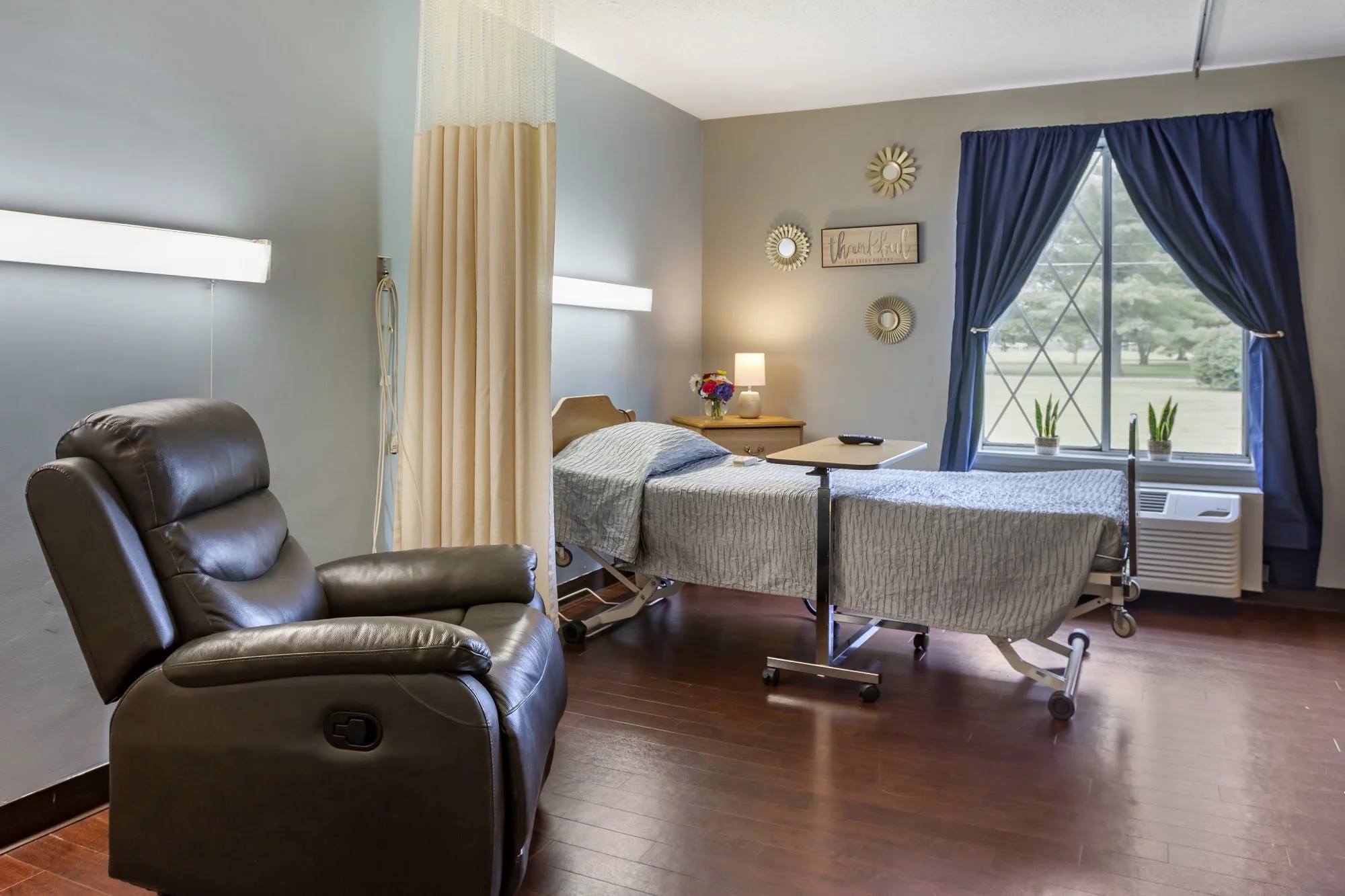 CARLINVILLE REHAB & HCC