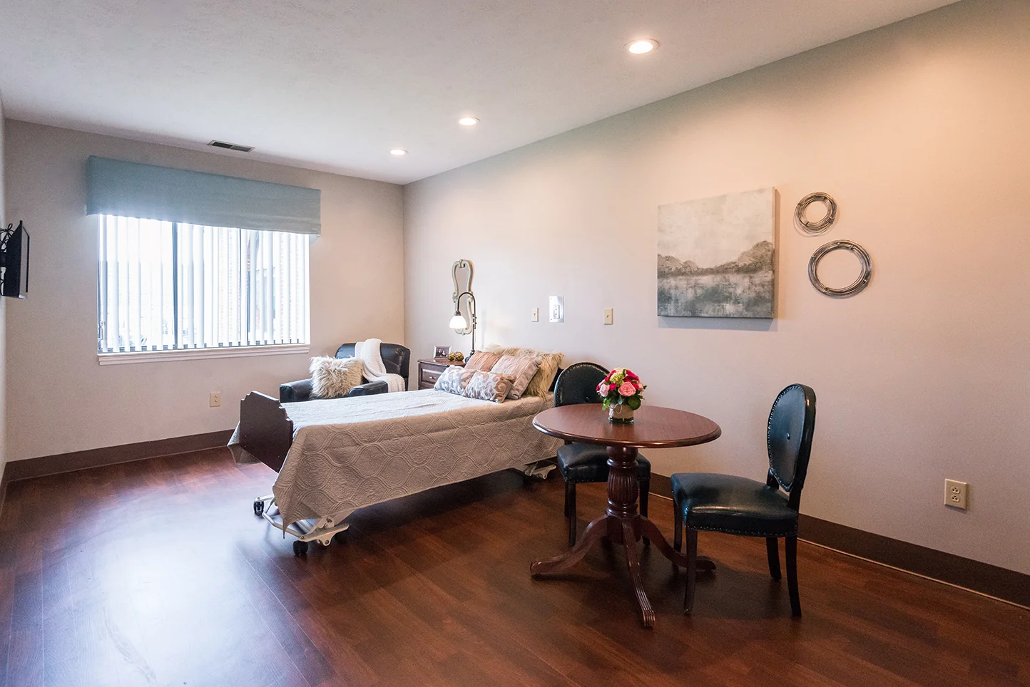 CARMEL HEALTH & LIVING COMMUNITY