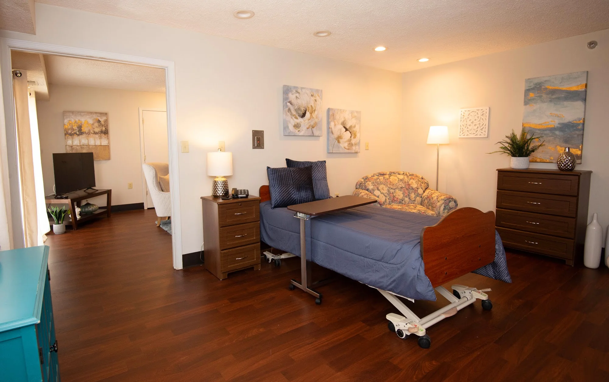 CARMEL HEALTH & LIVING COMMUNITY