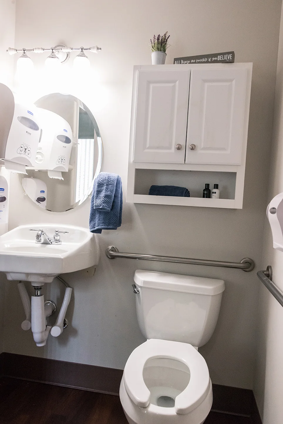 CARMEL HEALTH & LIVING COMMUNITY