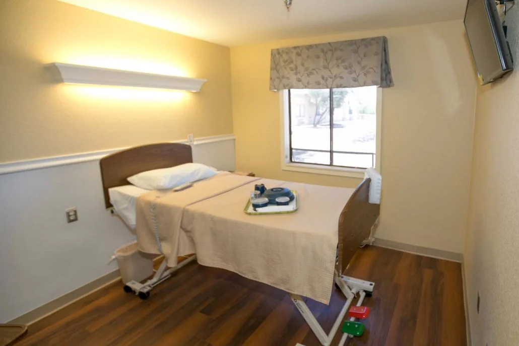 CASAS ADOBES POST ACUTE REHAB CENTER