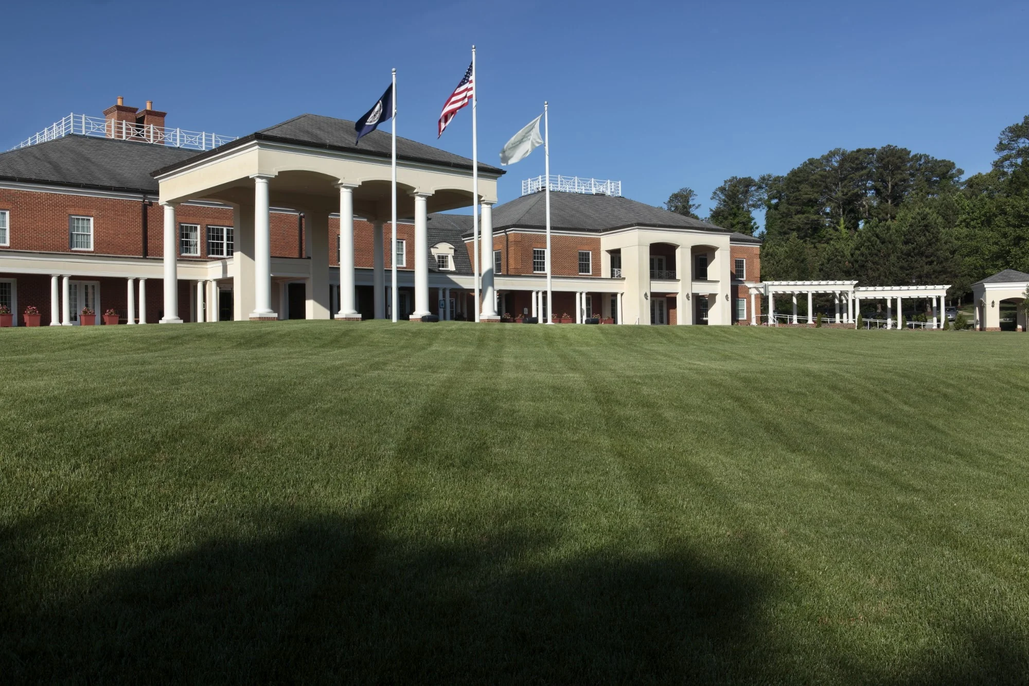 CEDARFIELD PINNACLE LIVING