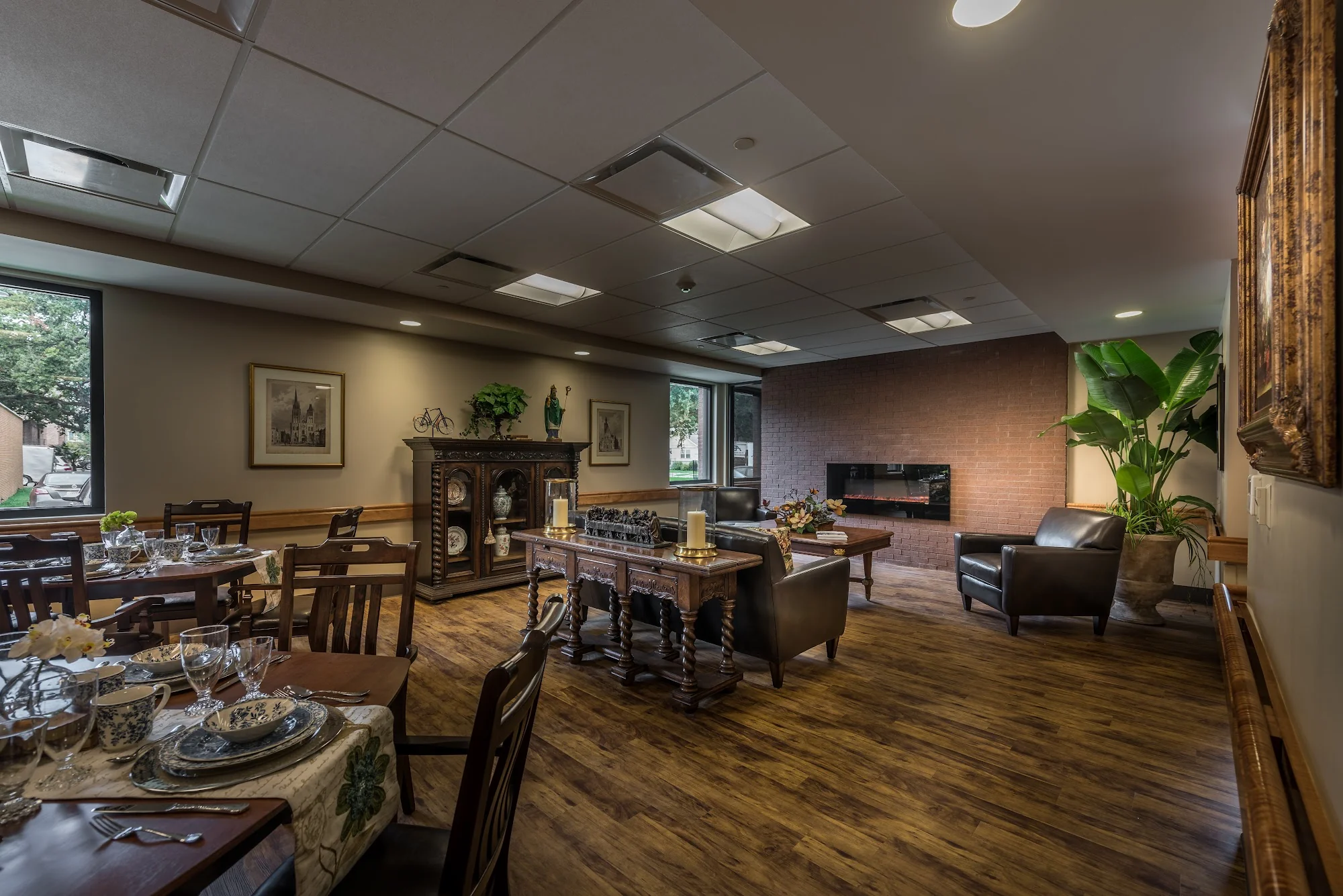 CHATEAU DE NOTRE DAME COMMUNITY CARE CENTER