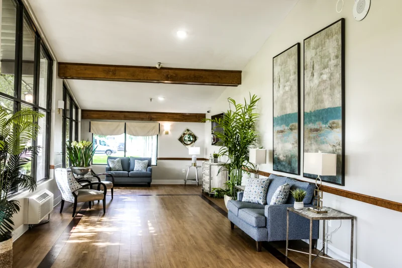 CHATEAU LIVING CENTER