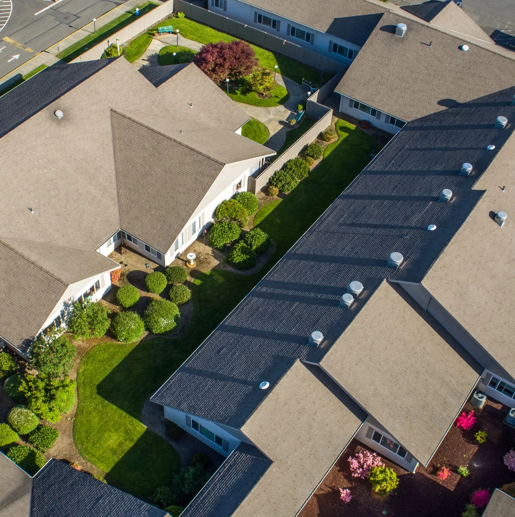 CHRISTIAN HEALTH CARE CENTER