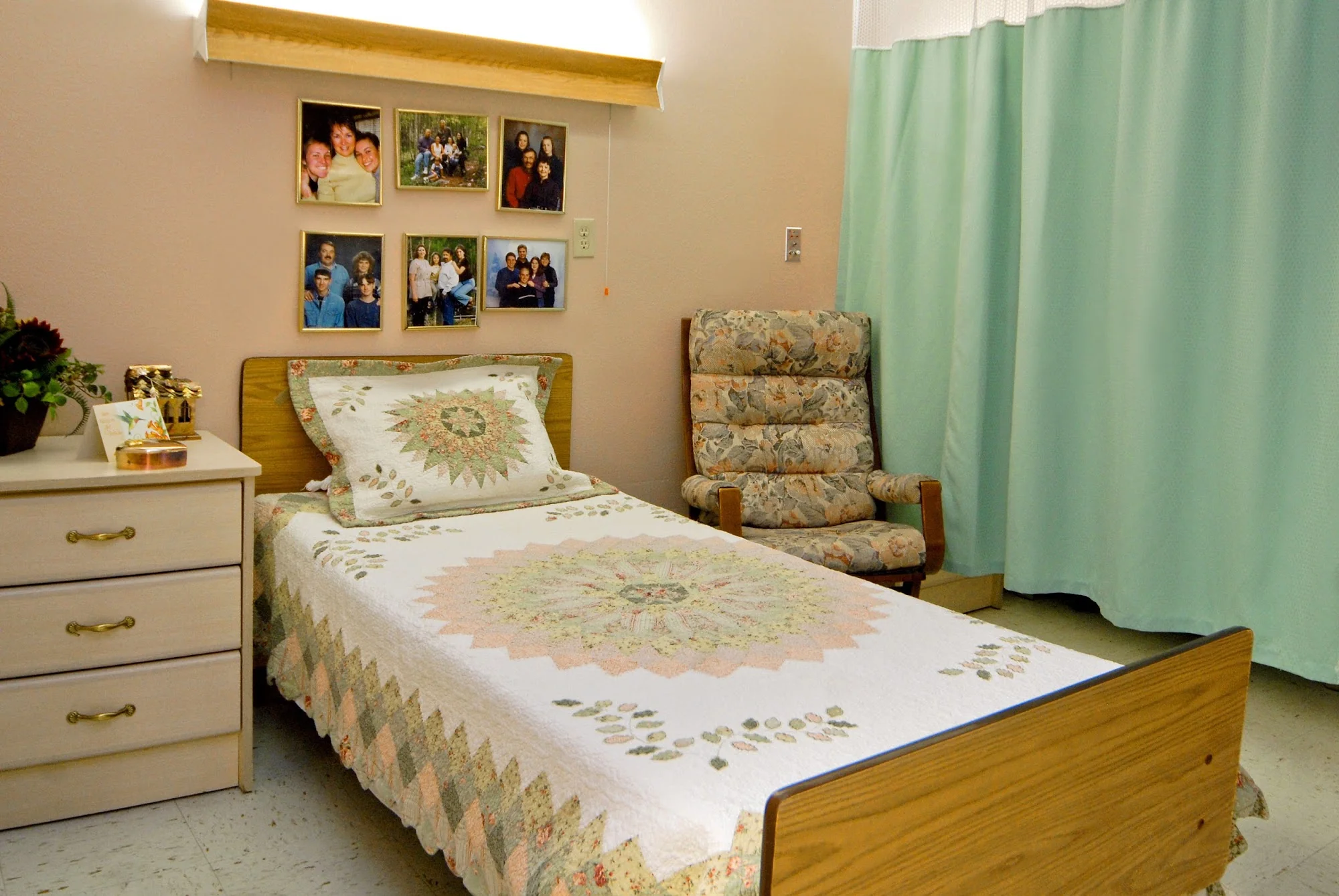 COLUMBINE MANOR CARE CENTER