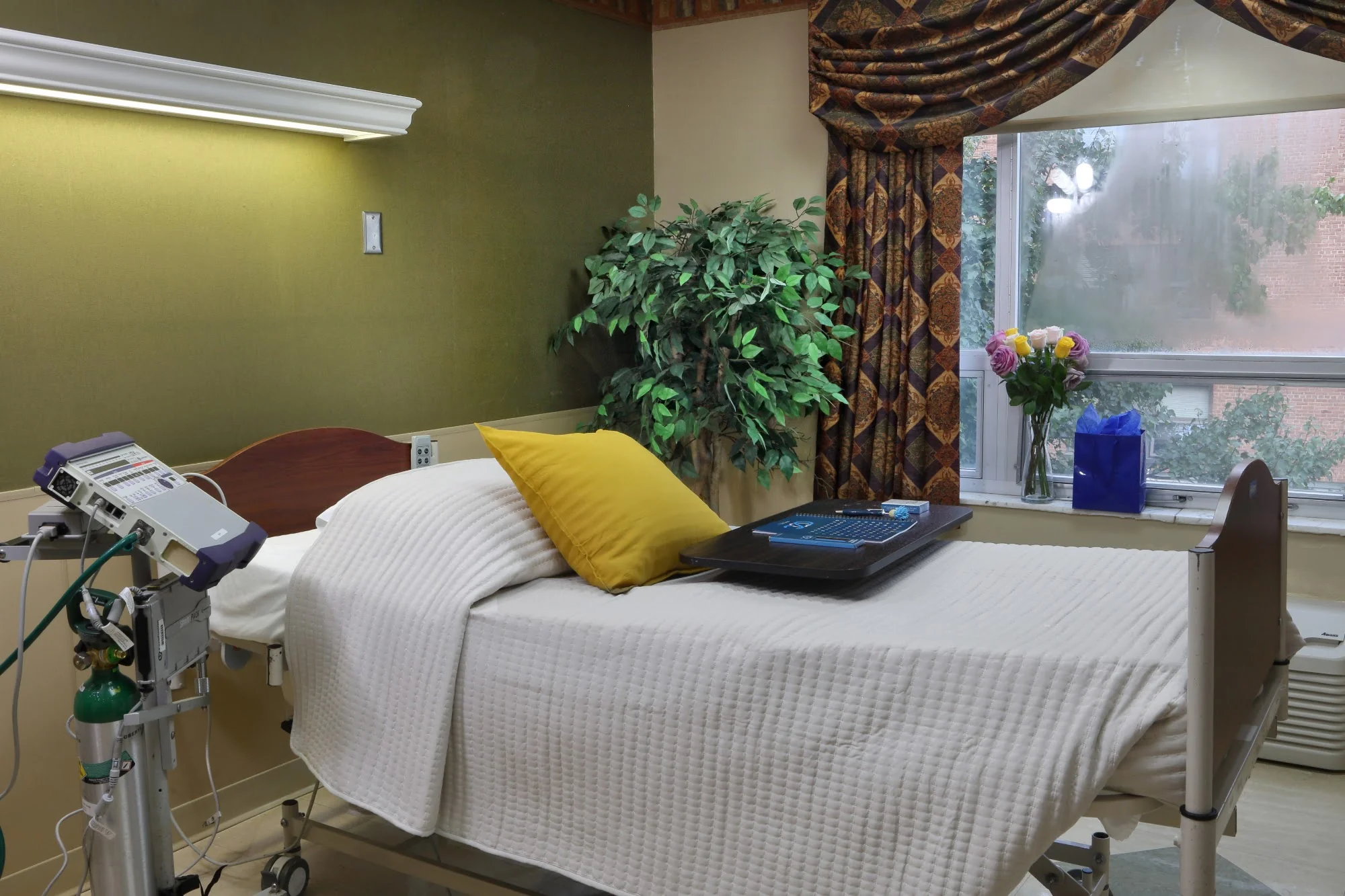 COMPLETE CARE AT HYATTSVILLE