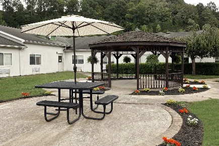 COMPLETE CARE AT OAK RIDGE LLC