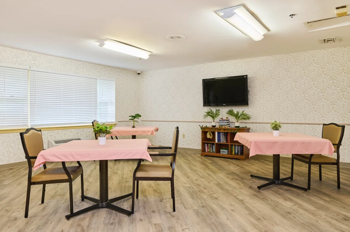COUNTRY ARCH CARE CENTER