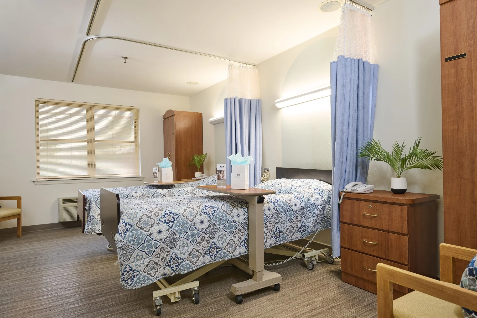 COUNTRY ARCH CARE CENTER