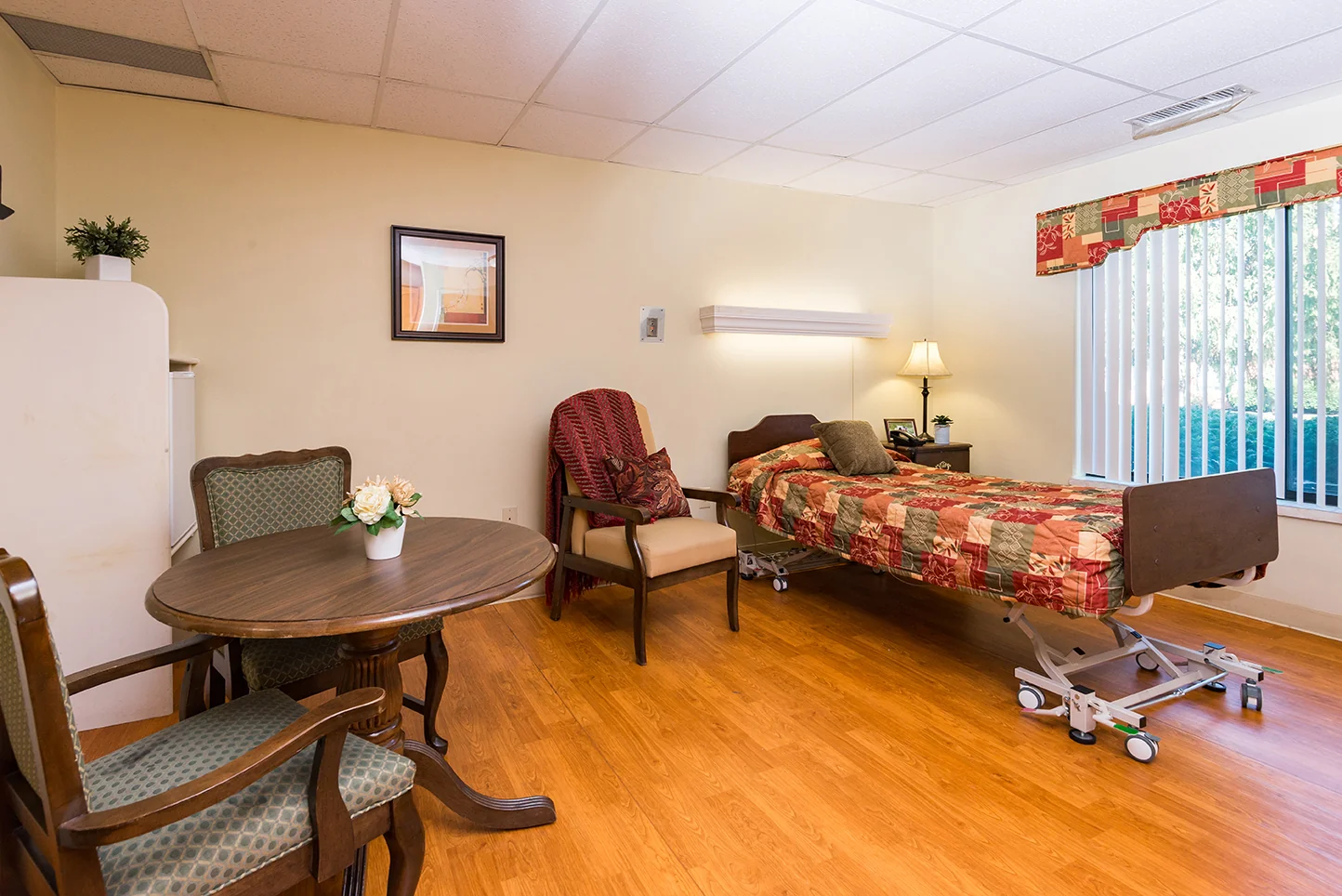 COUNTRYSIDE MANOR HEALTH & LIVING COMMUNITY